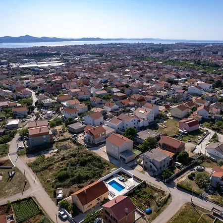 Family And Friends Private Heated Pool With Jacuzzi Villa Zadar