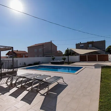 빌라 Family And Friends Private Heated Pool With Jacuzzi *