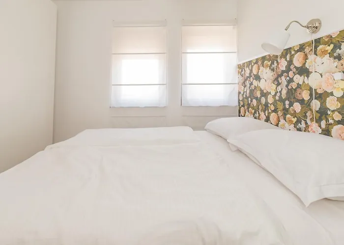 Family And Friends Private Heated Pool With Jacuzzi * زادار