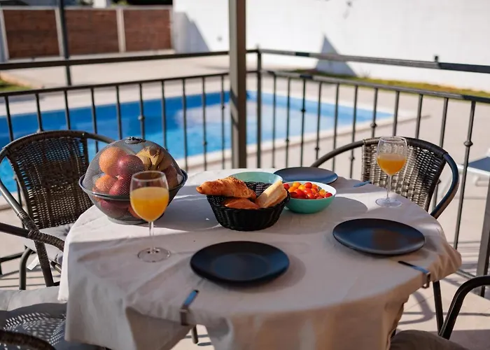 فيلة Family And Friends Private Heated Pool With Jacuzzi زادار